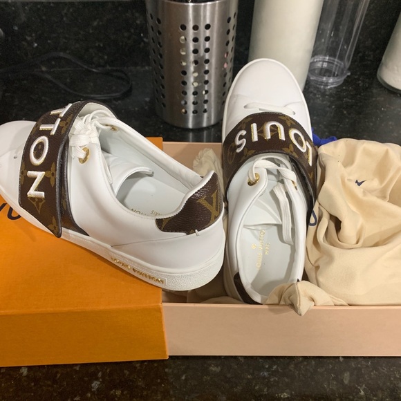 *SOLD*Louis Vuitton Front RowTennis shoe...*SOLD* - Picture 2 of 8